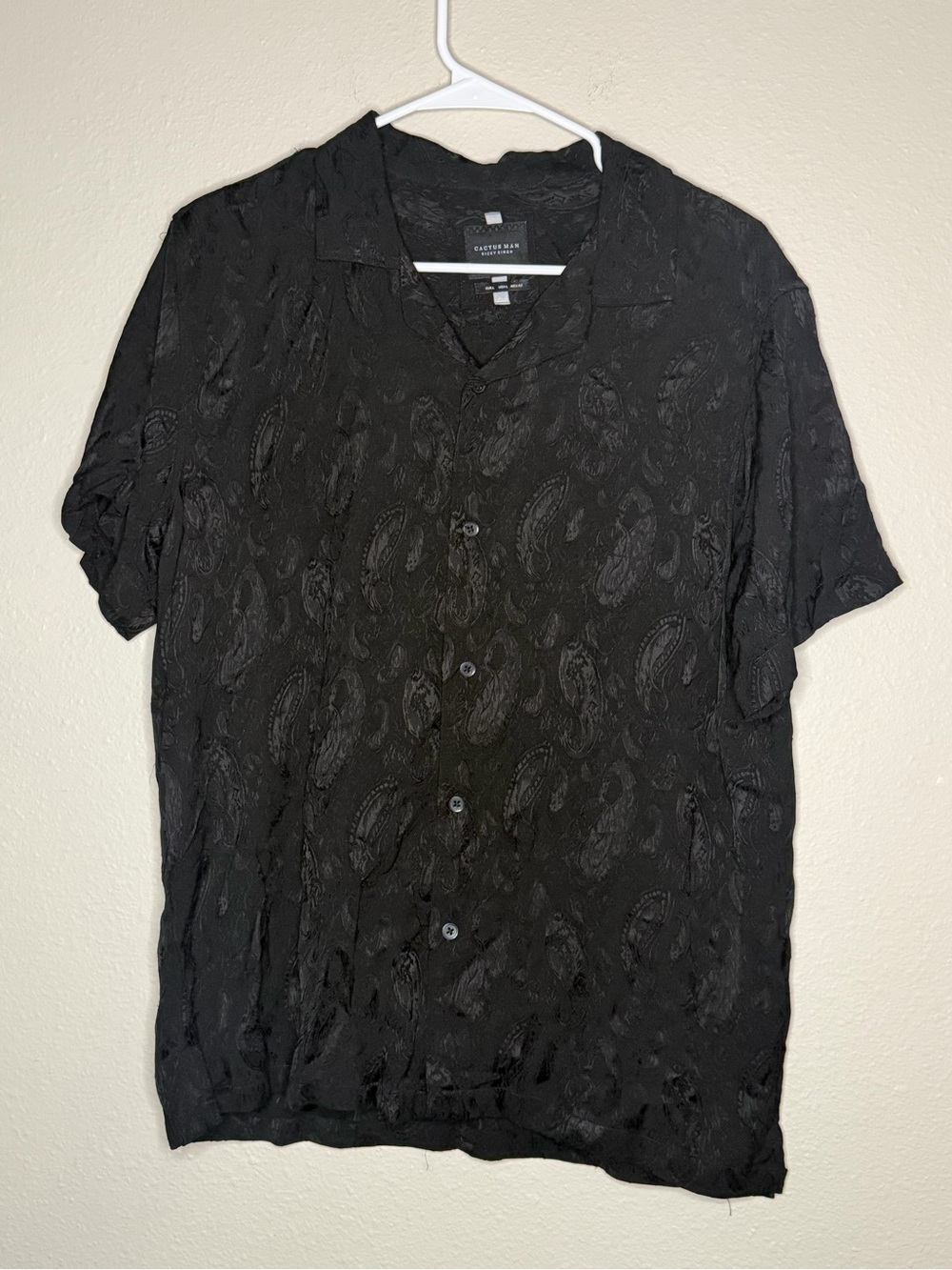 Cactus Man Ricky Singh Black Textured Paisley Camp Collar Shirt Mens L